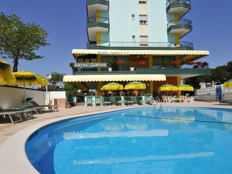 Hotel Jadran ลิโดดิเยโซโล ภายนอก รูปภาพ