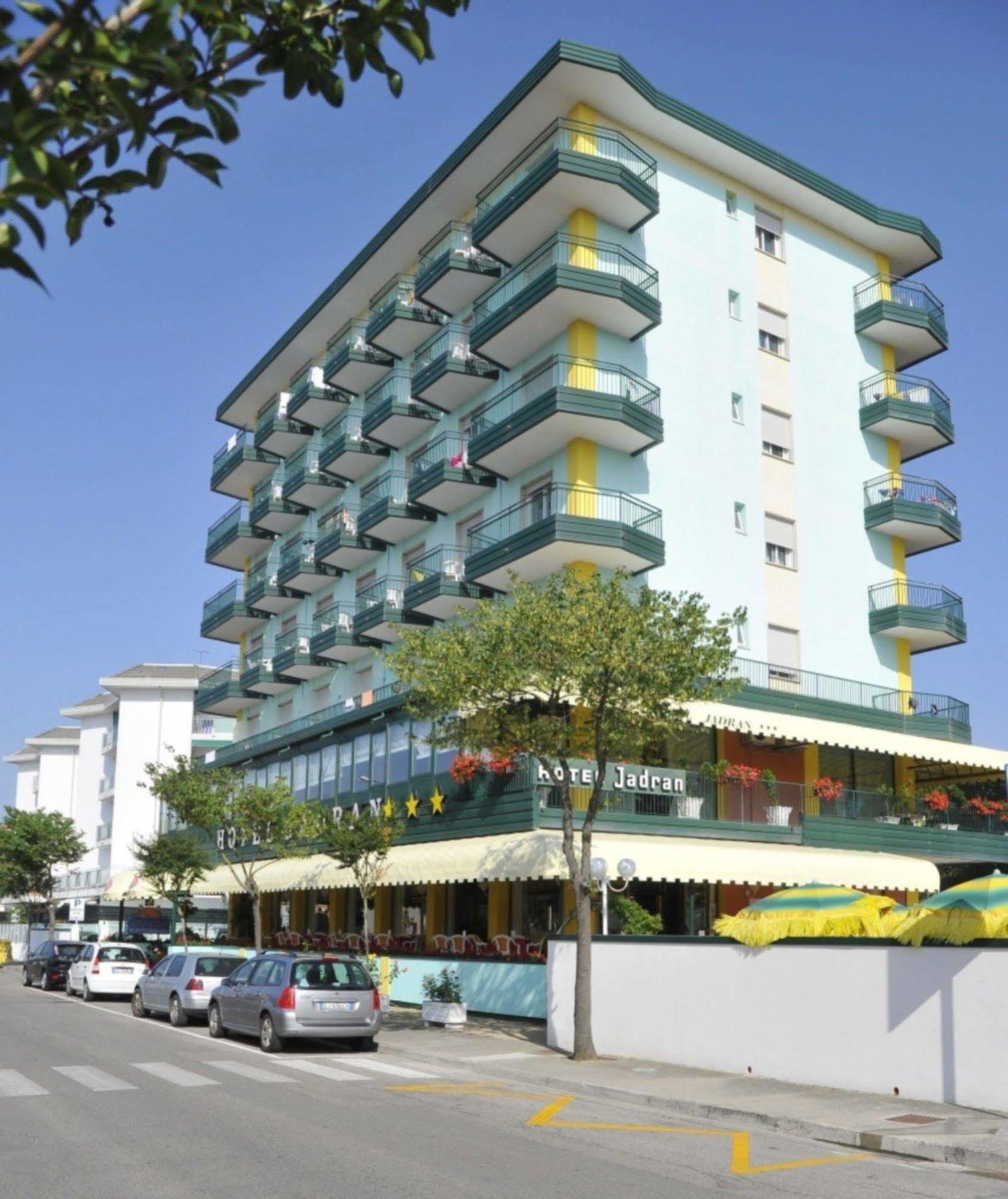Hotel Jadran ลิโดดิเยโซโล ภายนอก รูปภาพ