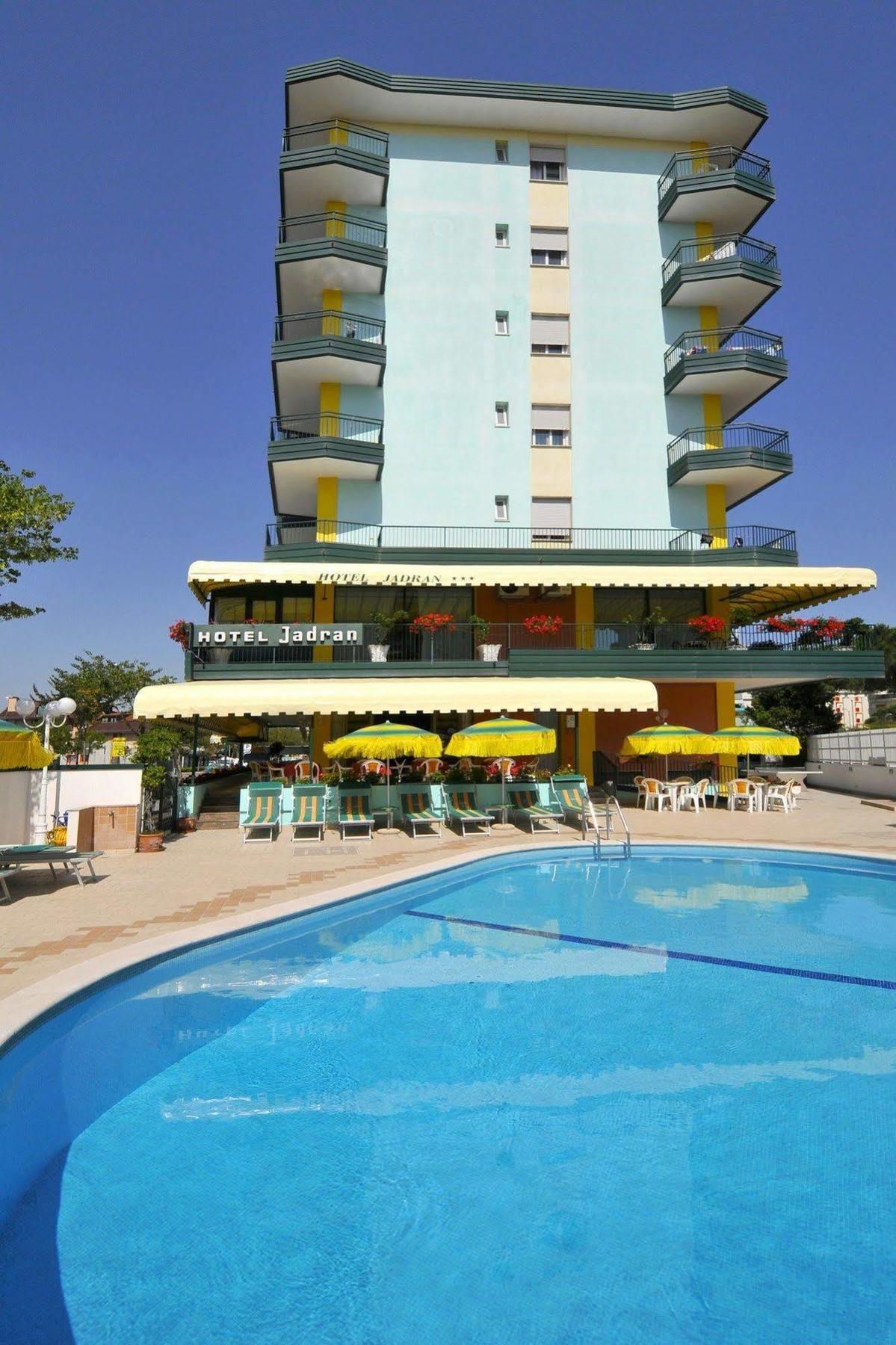 Hotel Jadran ลิโดดิเยโซโล ภายนอก รูปภาพ