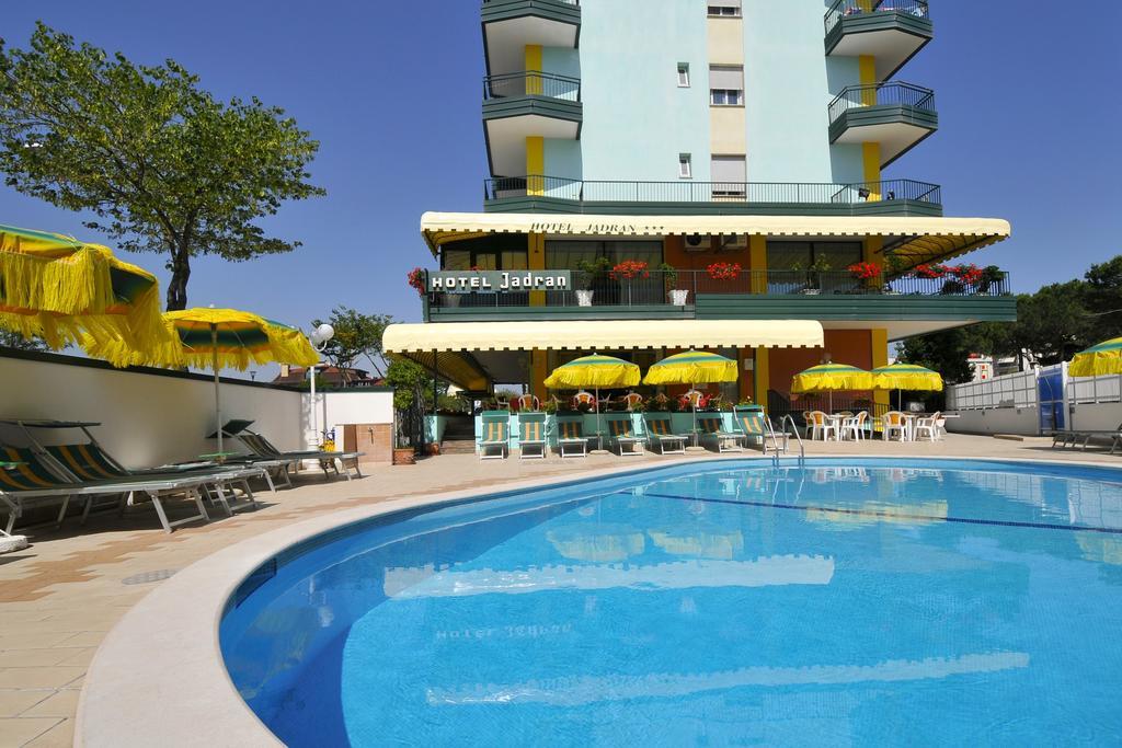 Hotel Jadran ลิโดดิเยโซโล ภายนอก รูปภาพ